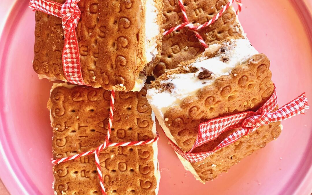 BISCOTTI GELATO CON GOCCE DI FONDENTE
